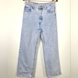 Levi's Premium Ribcage Straight Ankle Light Wash Button-Fly Jeans Size 29